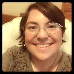 Meet your Posher, Maya